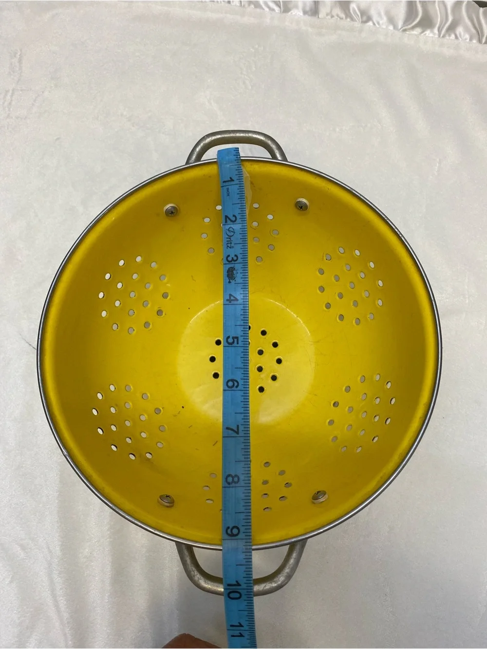 Multi purpose 1 quart colander strainer